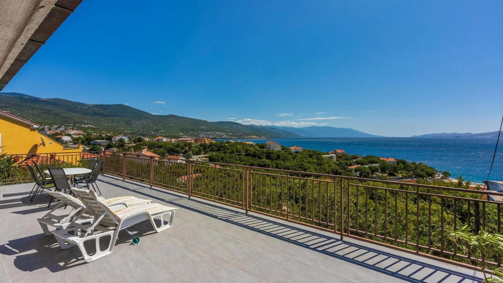 Apartments Aneta Povile Croatia