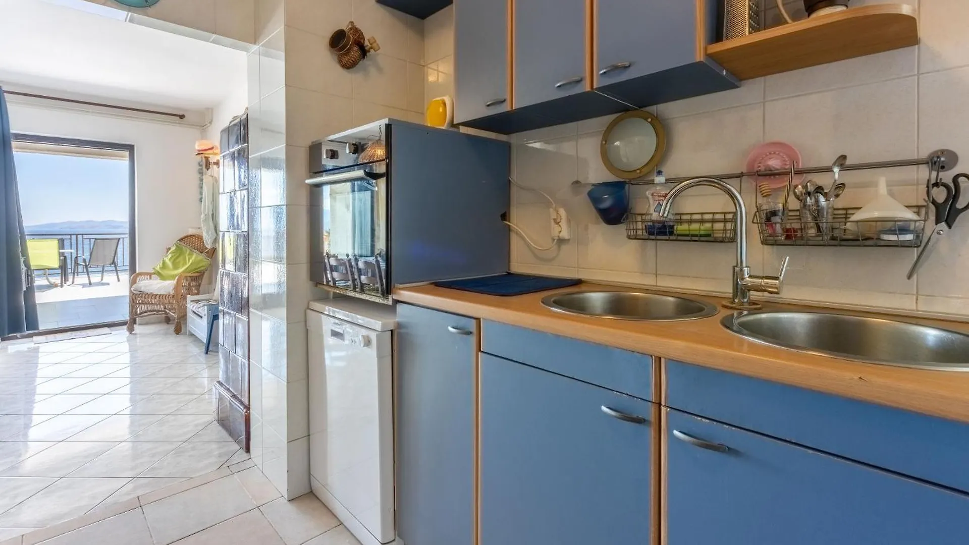 Apartments Aneta Povile